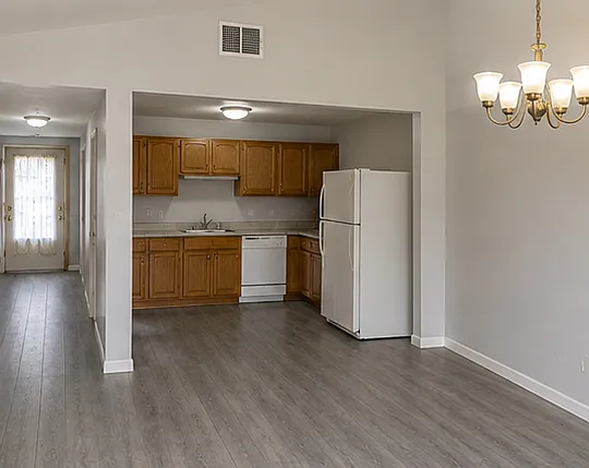 2 bed, 1400 sqft, $2,050 — Photo 3
