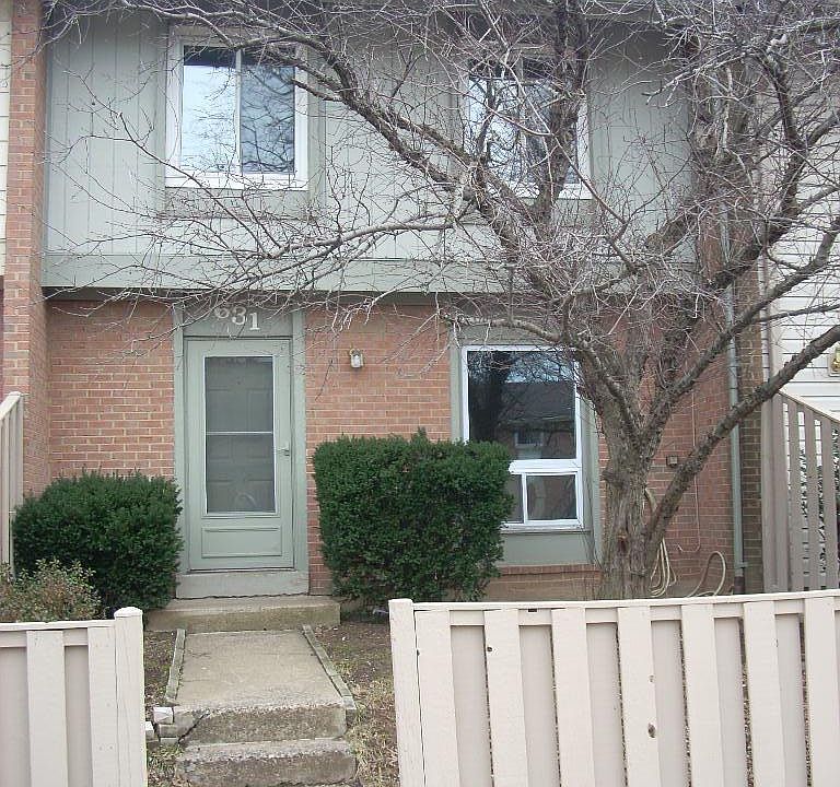 1st image of 631 Clearwater Ct