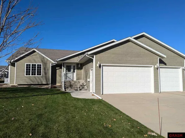1206 16th St N, New Ulm, MN 56073