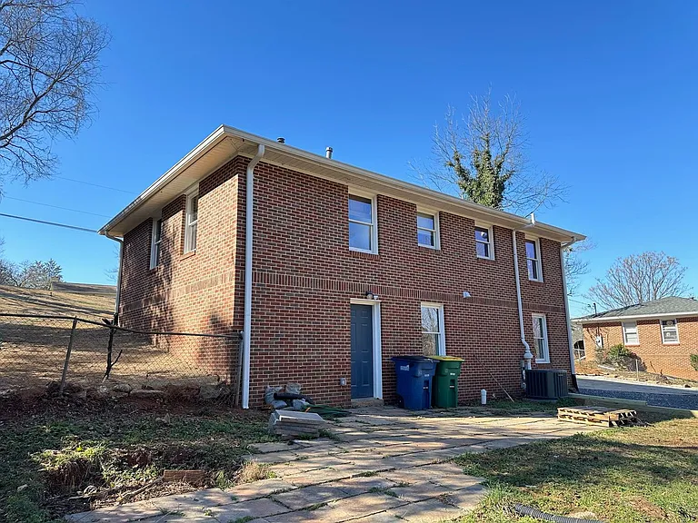165 Conrad Dr — Photo 23
