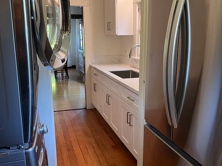 807 N Wilson Ave — Photo 6