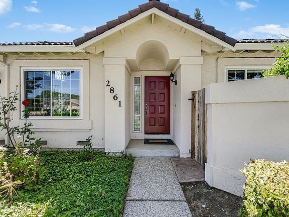 4th image of 2861 Fargher Dr