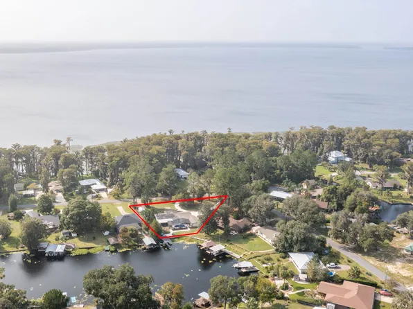 275 SE 5th Ave, Melrose, FL 32666