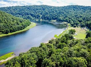 980 Seybertown Rd, Karns City, PA 16041