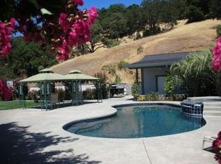 1530 Trimble Ln, Cloverdale, CA 95425