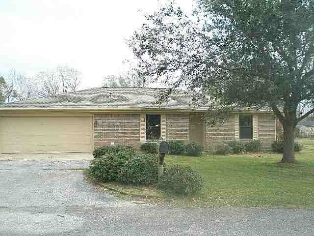 1st image of 555 Clemmons St