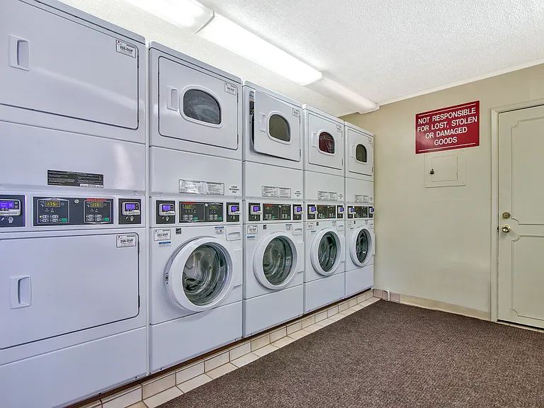 1160 Herbert Ave #C — Photo 12
