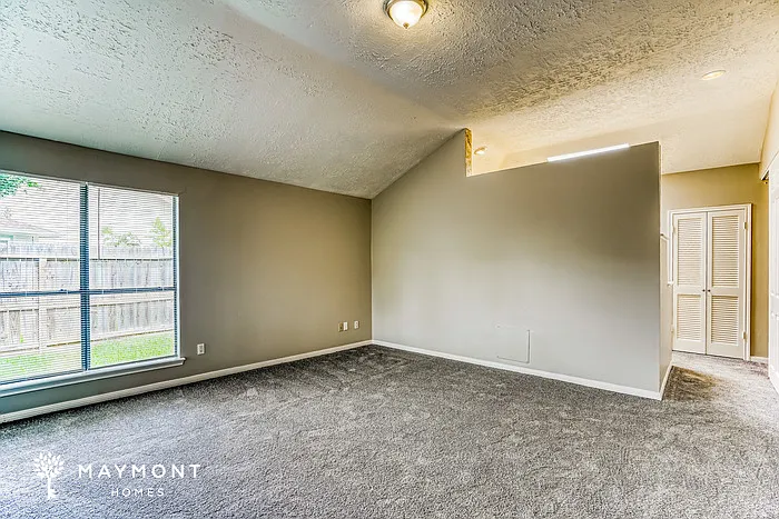 3131 Ashford Bend Dr — Photo 7
