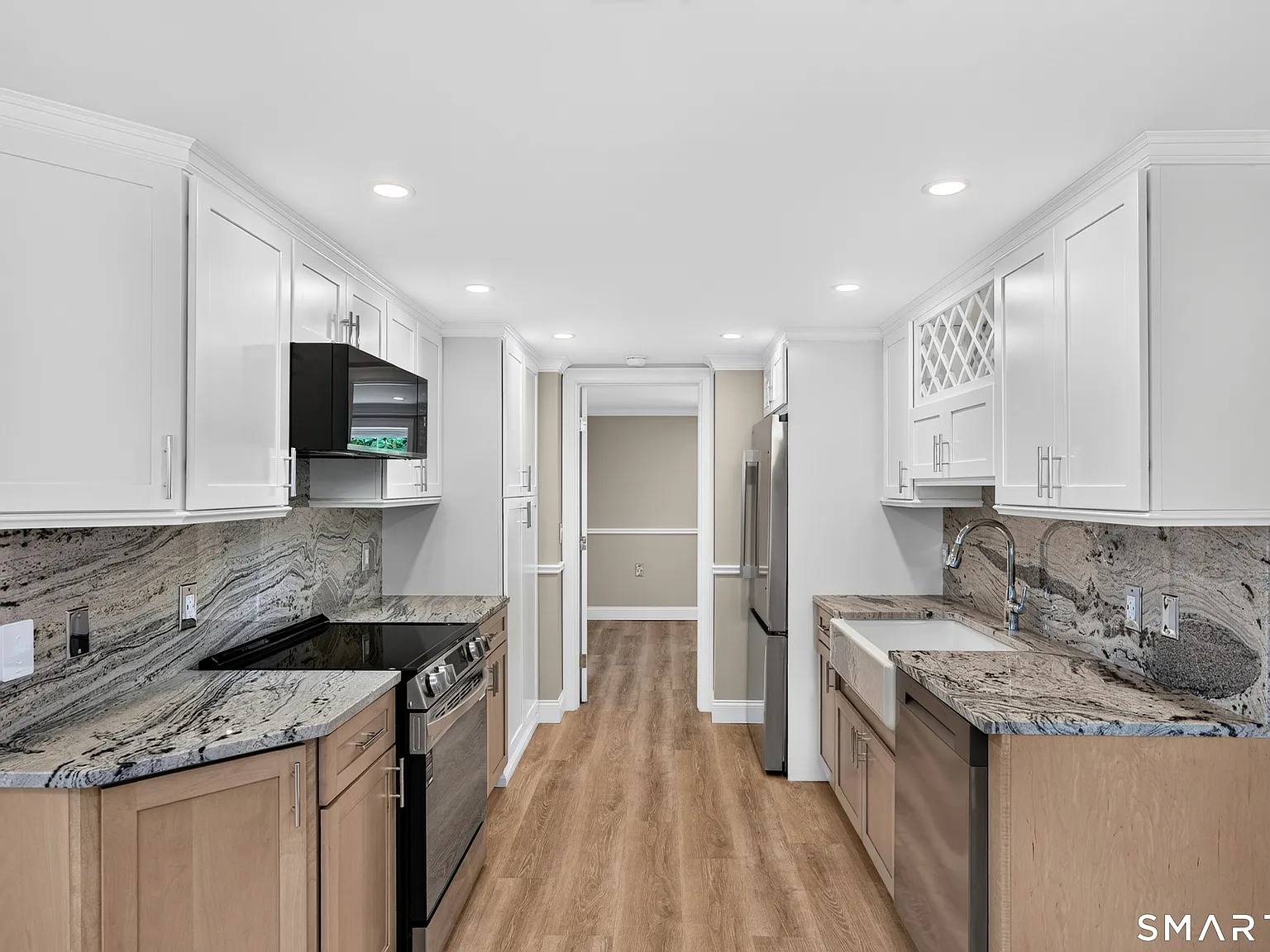 1 bed, 1.0 bath, 1000 sqft, $2,900 — Photo 2