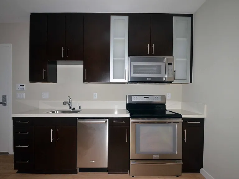 819 Kitchen 2.1
