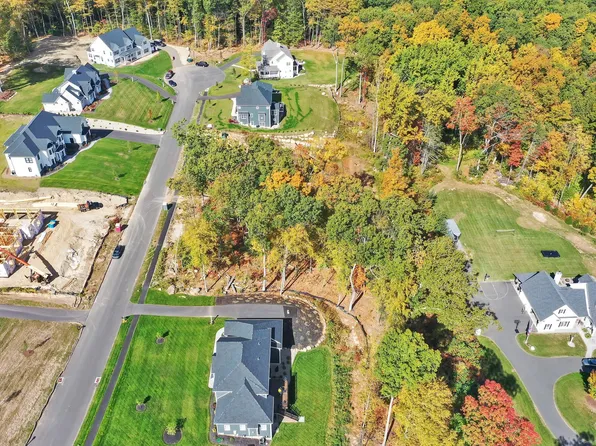 50 Bridgehampton Crossing, Farmington, CT 06032