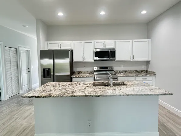 1195 13th Avenue SW, Vero Beach, FL 32962