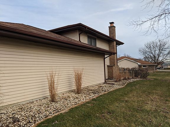 4th image of 22515 Amy Dr