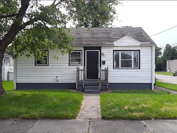 3rd image of 901 Corliss Ave