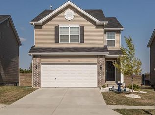 1031 Chesterfield Dr, Wentzville, MO 63385