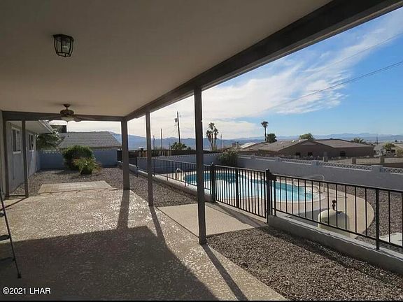 5th image of 3089 Shoshone Dr