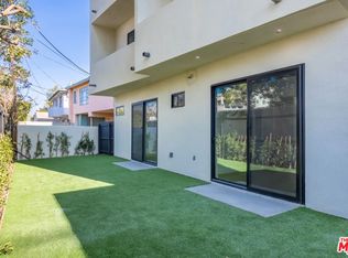 1343 S Ogden Dr #1/4, Los Angeles, CA 90019