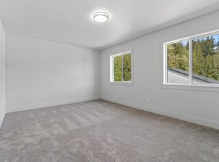 207 Oak St, Winlock, WA 98596