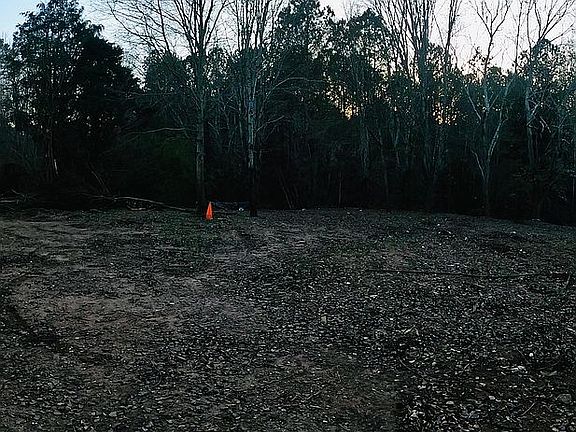 3rd image of 3294 Colham Ferry Rd