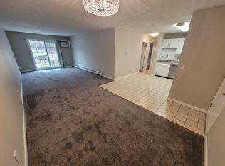 377 Huse Rd UNIT 3, Manchester, NH 03103