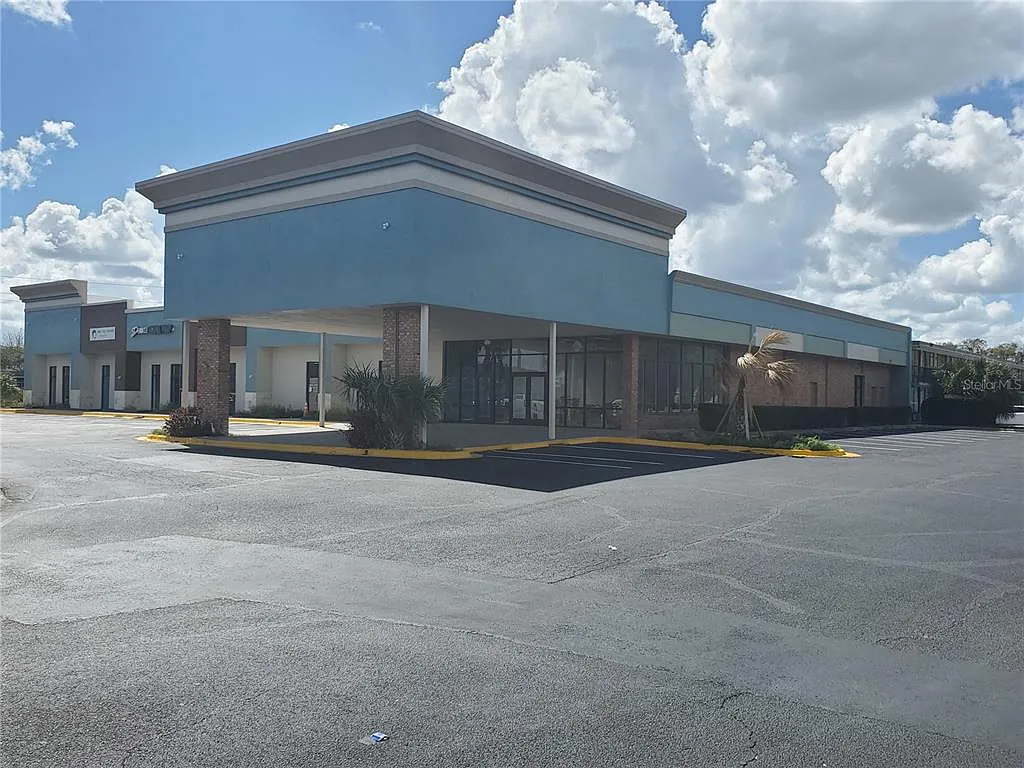 1 bed, 1.0 bath, 276 sqft, $1,000 — Photo 2
