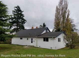 1317 Orchard Loop, Oak Harbor, WA 98277