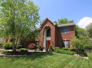 2921 Seaway Ct, Lewis Center, OH