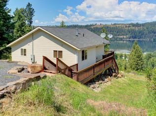 310 E Park Ave, Harrison, ID 83833