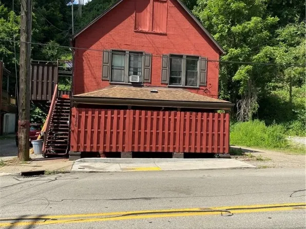 1446 Electric Ave, East Pittsburgh, PA 15112