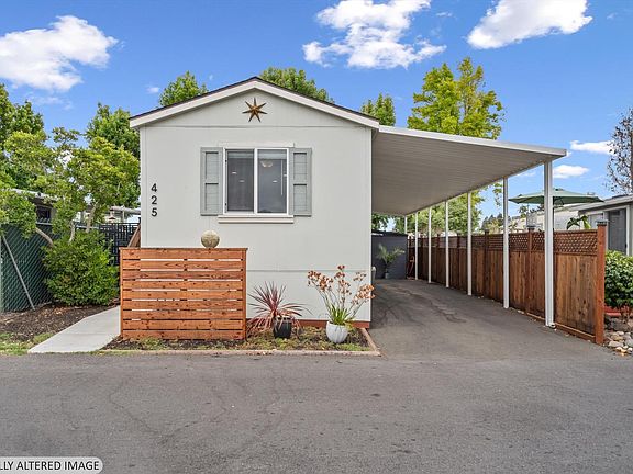 3rd image of 300 Stony Point Road Road #425