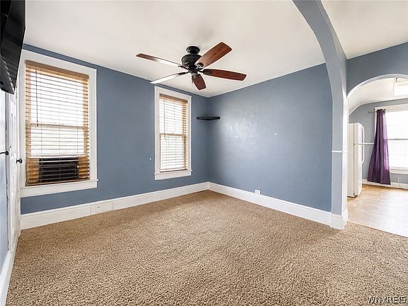 2nd image of 760 16th St