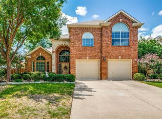 8 Roosevelt Ct, Mansfield, TX 76063