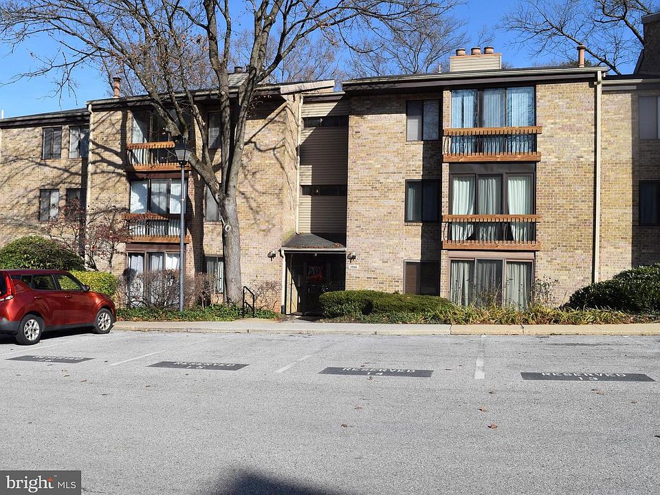 1st image of 10566 Twin Rivers Rd Unit F-1