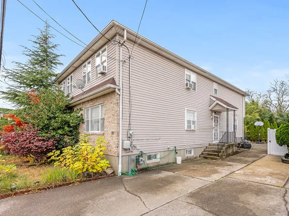 21 Leewood Loop image 2 of 19