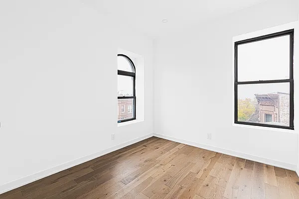 Rented by Bold New York | media 8
