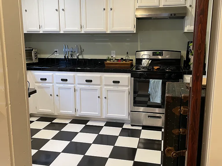 4548 North Ave — Photo 7