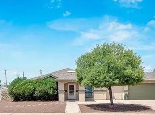 6289 Cosecha Luna Cir, El Paso, TX 79932
