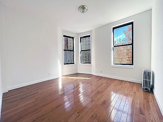 4th image of 2657 Frederick Douglass Blvd #9