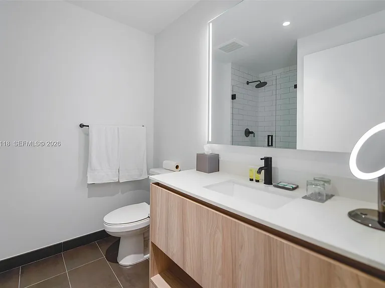 398 NE 5th St #3505 — Photo 15