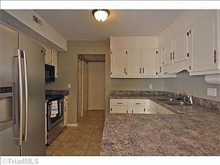 4th image of 2608 Saint Johns Pl