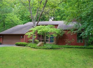 561 Hawthorne Trce, Fairview, PA 16415