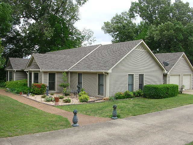 1st image of 318 Fairfield Dr