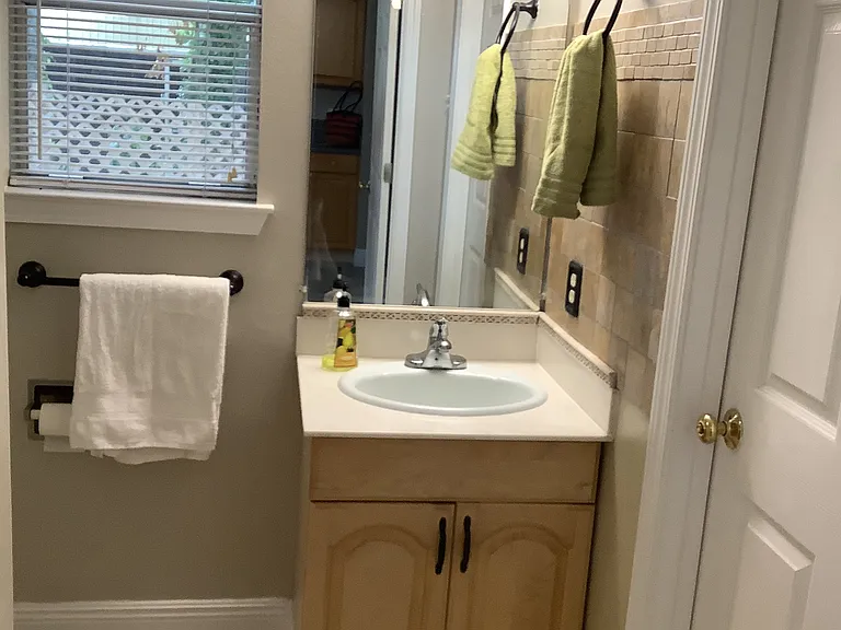 430 Kathleen Dr — Photo 14