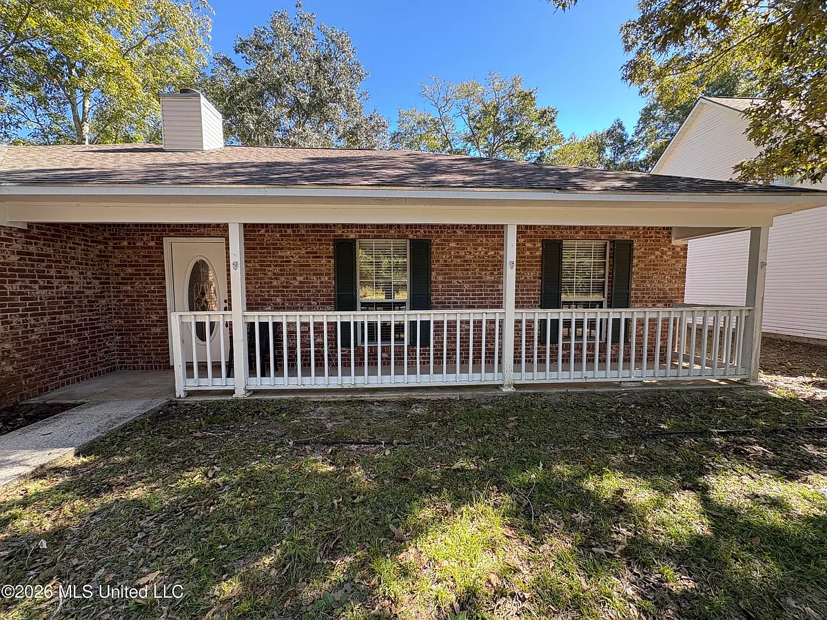 Building Photo - 1508 Beachview Dr
