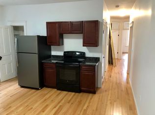 4 Alpine St #3, Worcester, MA 01610