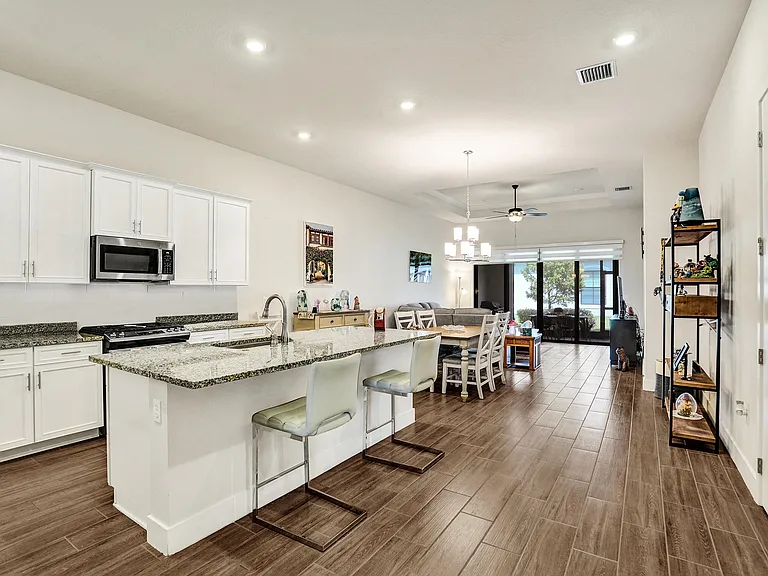 6336 W Blue Spring Dr — Photo 10