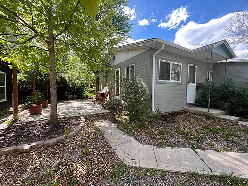 202 E Emma St #B Photo 1