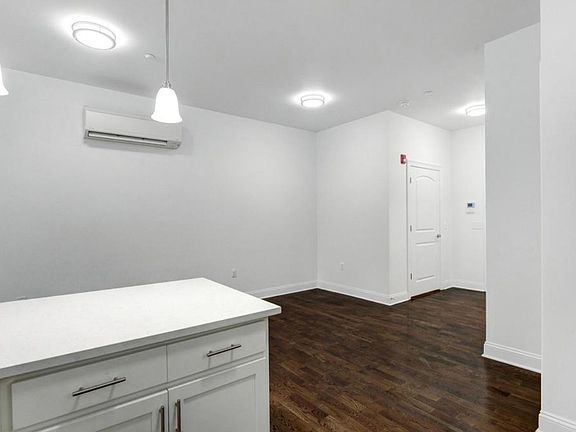 2nd image of 198 Market St #7C