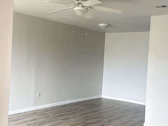 3rd image of 3237 Red Lion Rd #1