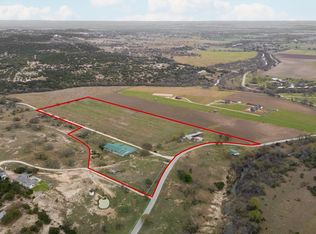 2421 Usener Rd, Fredericksburg, TX 78624